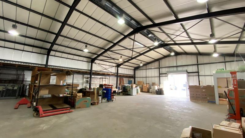 To Let commercial Property for Rent in Maitland Western Cape